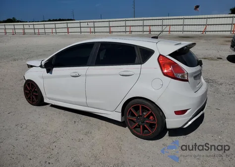 2015 Ford Fiesta St из США, поврежденный, VIN 3FADP4GXXFM219485